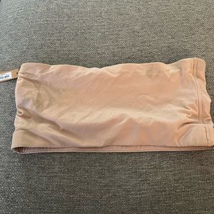 SKIMS FITS EVERYBODY BANDEAU BRA